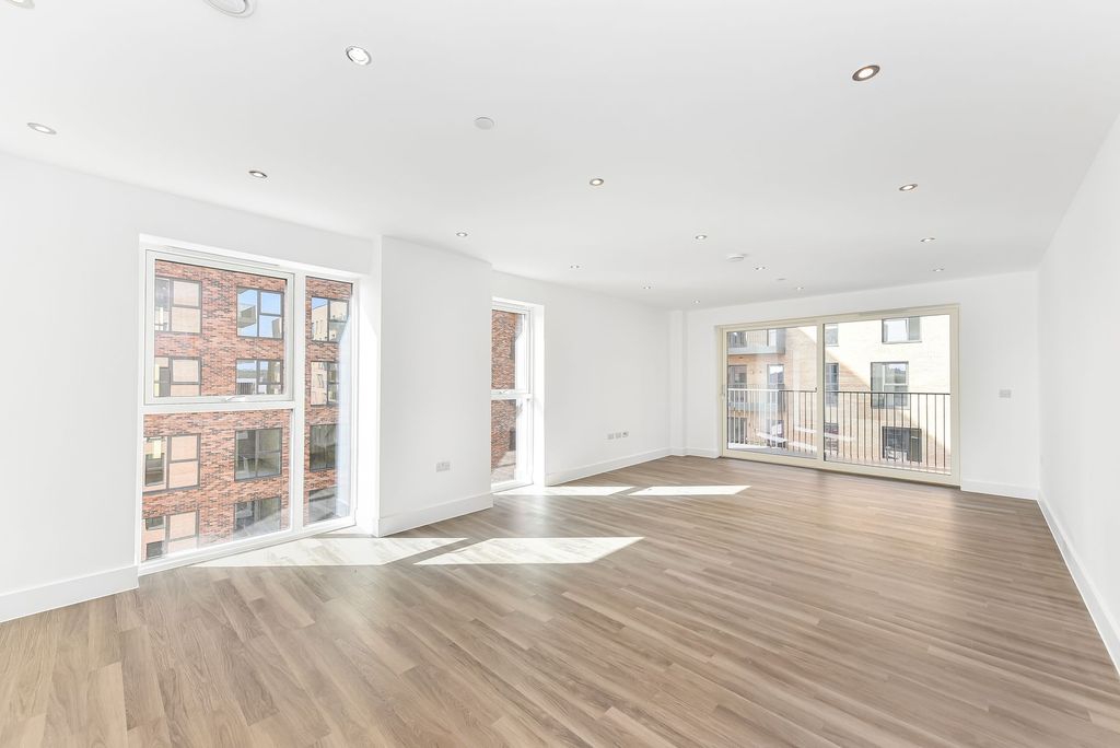 Property photo 1 of 6