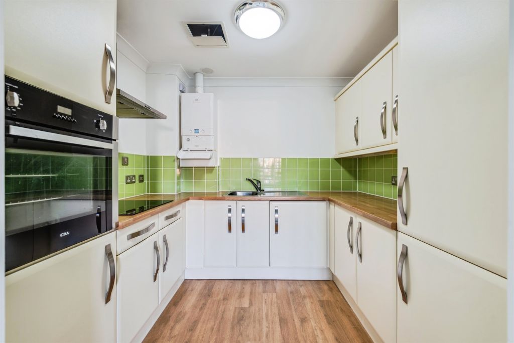 Property photo 3 of 8