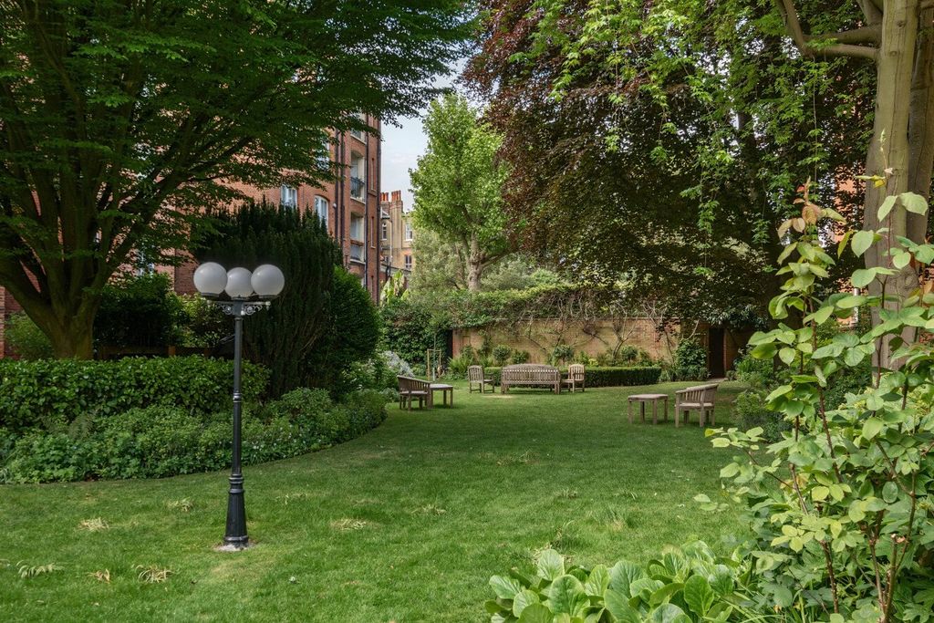 Property photo 1 of 15 Picture No. 05