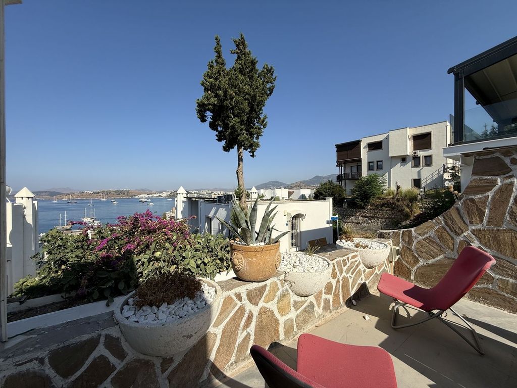 Property photo 1 of 26 Triplex Bodrum Property For Sale Near The Sea Â€“ Sun Terraces