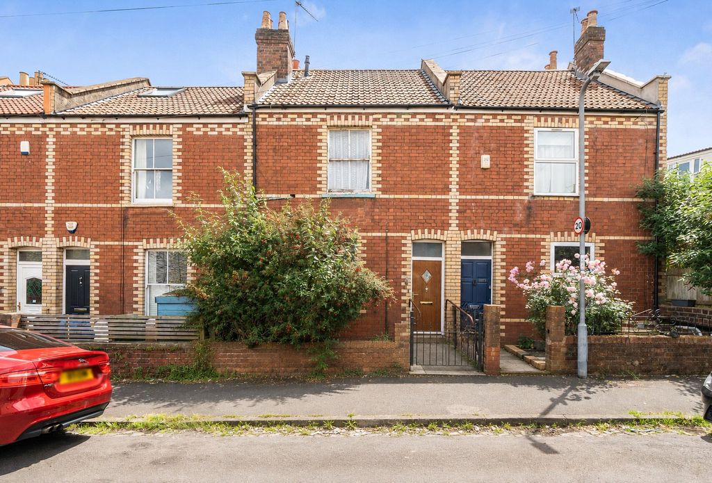 Property photo 1 of 11 Picture No. 16