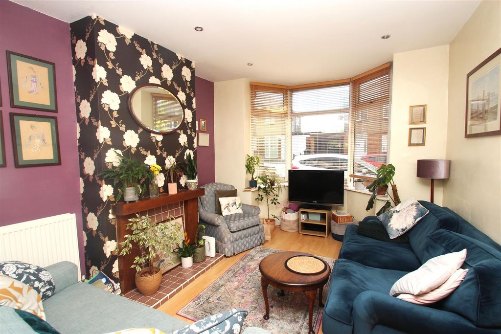 Property photo 2 of 9 Img_0045.Jpg