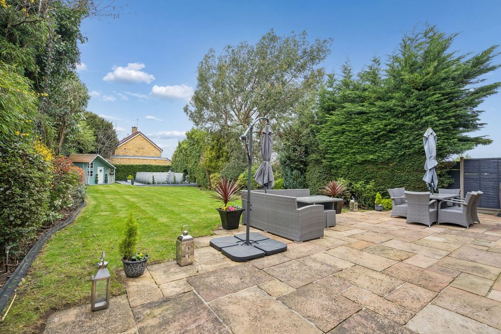 Property photo 3 of 19
