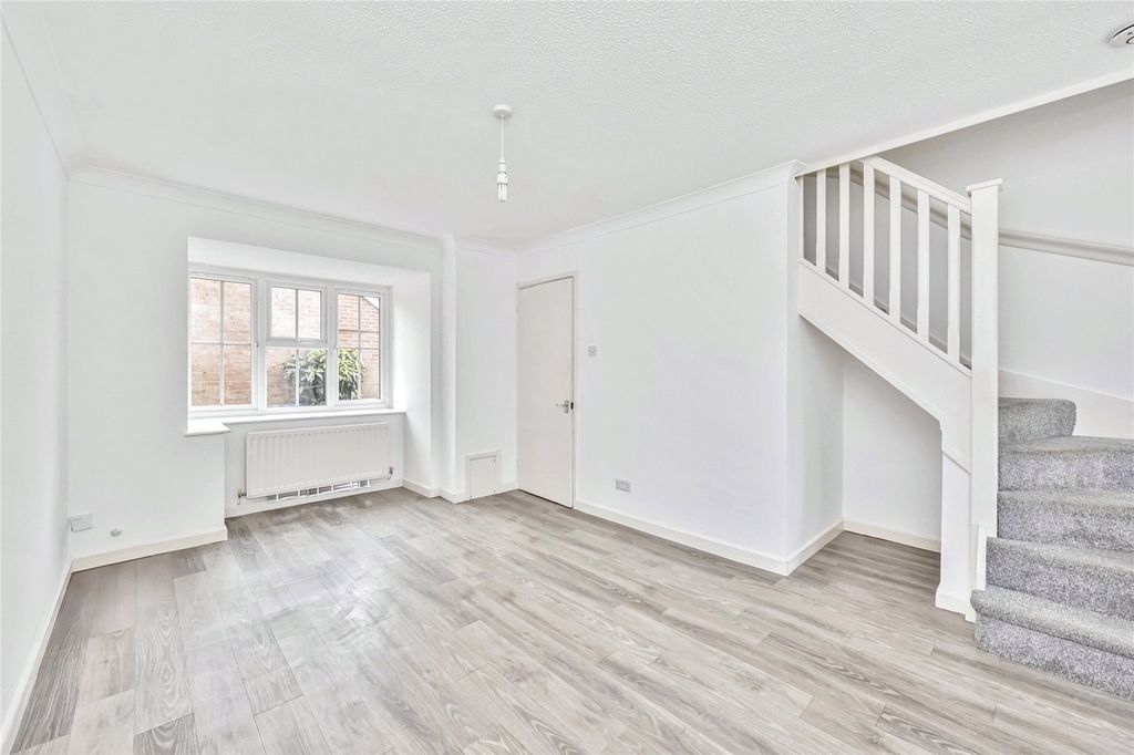 Property photo 3 of 19 Picture No. 09