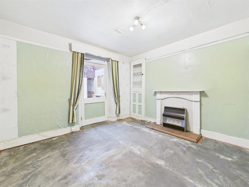 Property photo 3 of 14 Cam05474G0-Pr0045-Still003.Jpg