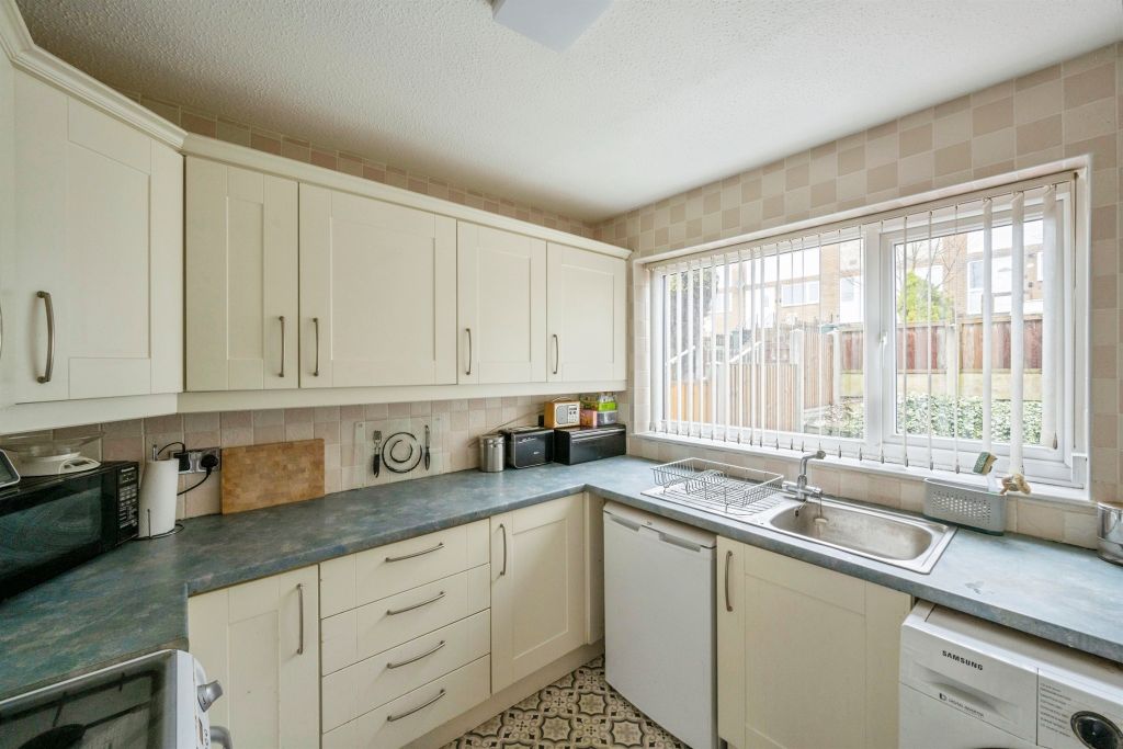 Property photo 3 of 13