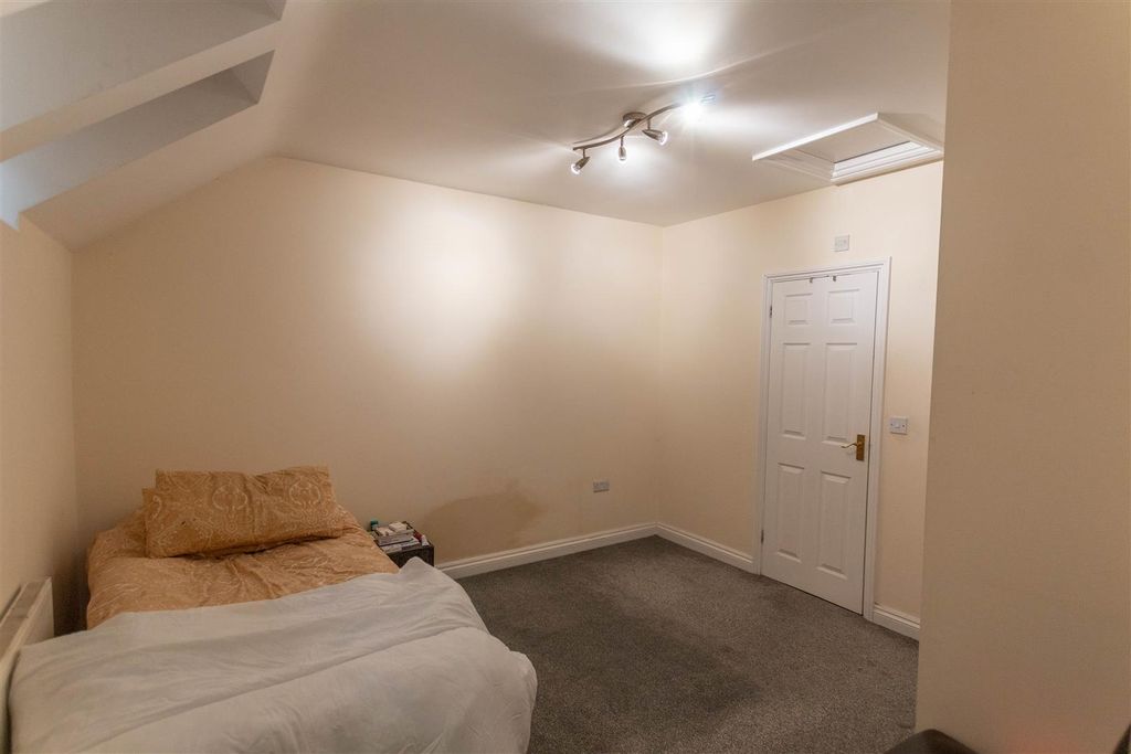 Property photo 3 of 4 Img_9989.Jpg