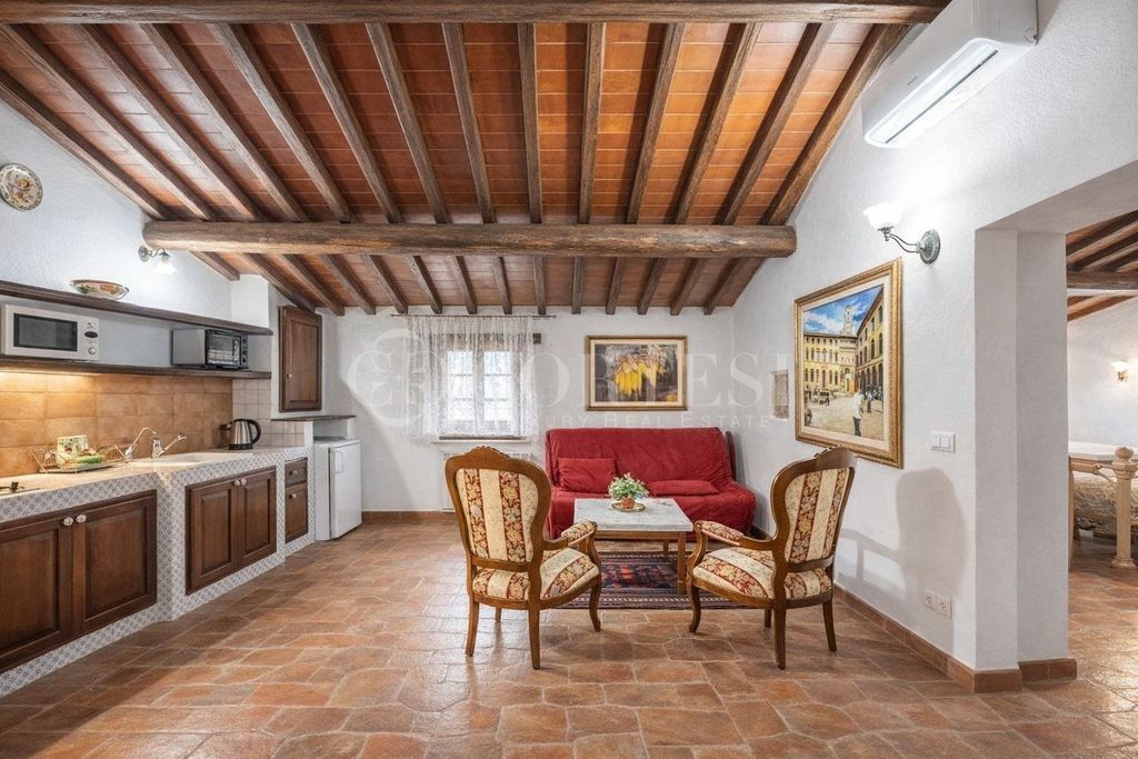 Property photo 1 of 23 Charm Apartment In Exclusive Residence With Pool