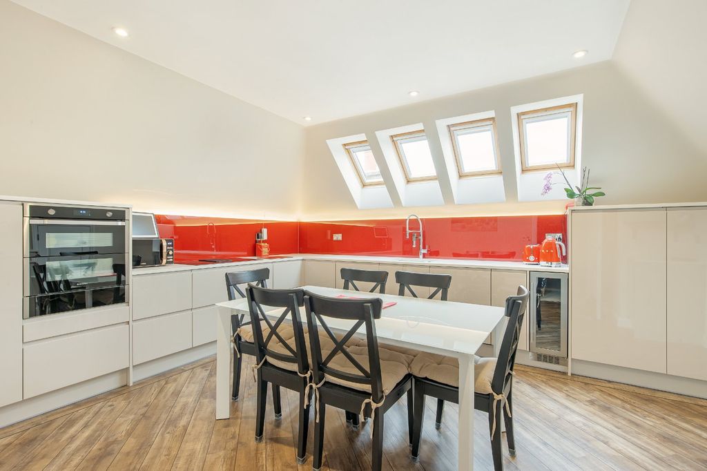 Property photo 2 of 12 Kitchen
