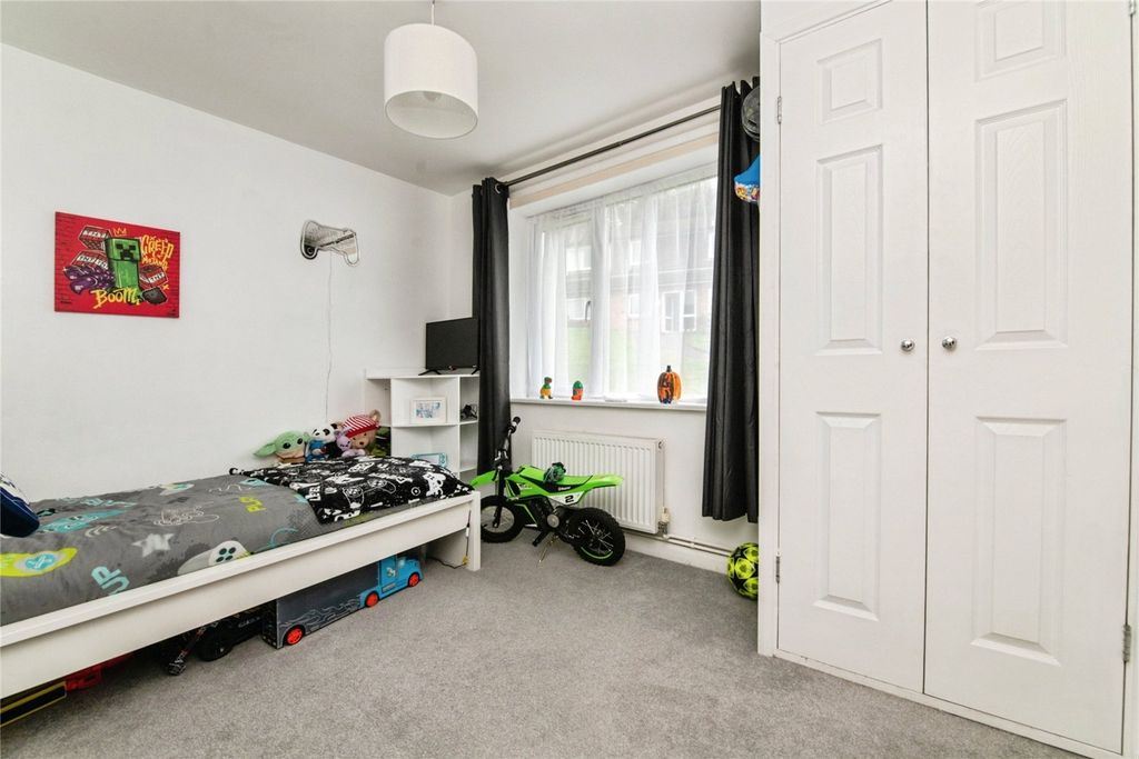Property photo 3 of 14 Picture No. 05