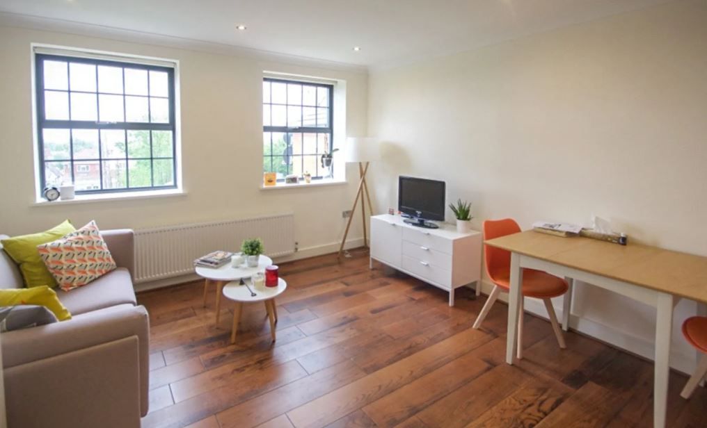 Property photo 1 of 5