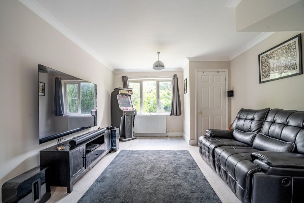 Property photo 3 of 15 Rw-8.Jpg