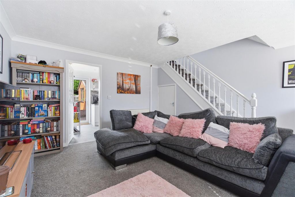 Property photo 2 of 14