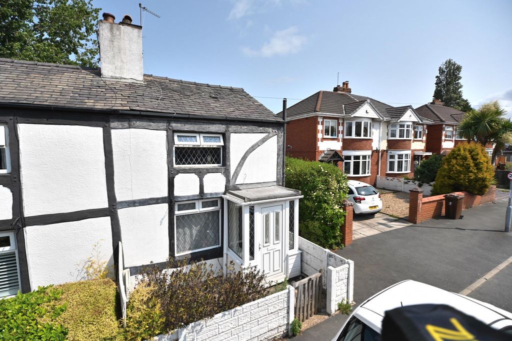 Property photo 3 of 27 Latham Lane, Orrell, Wigan, Wn5 0Jq