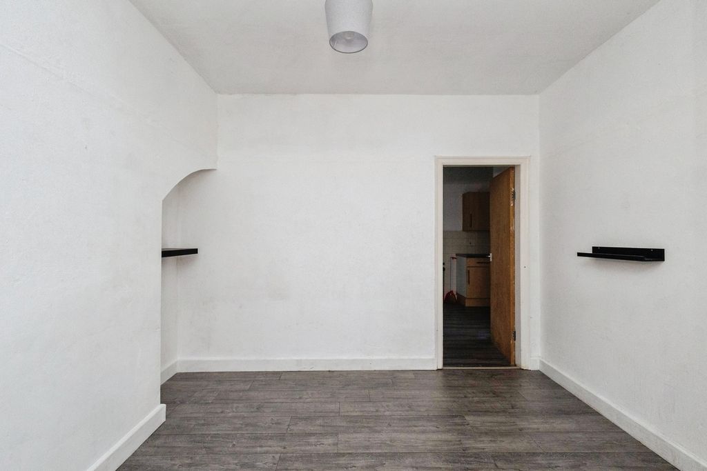 Property photo 2 of 14 Living Room