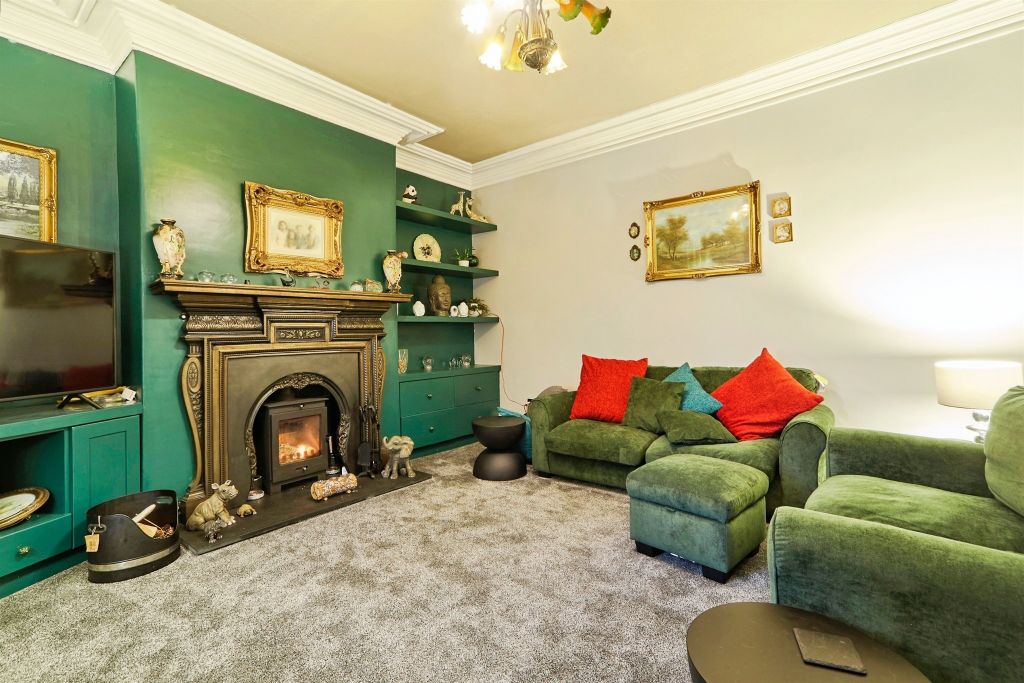 Property photo 3 of 21