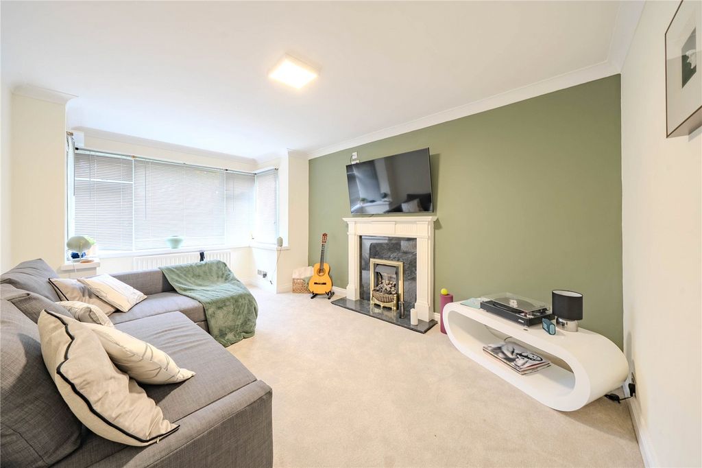 Property photo 3 of 8 Picture No. 06