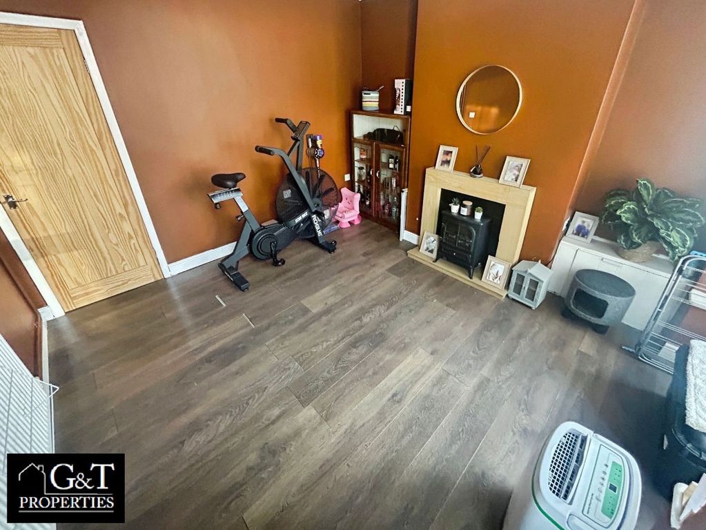 Property photo 3 of 21