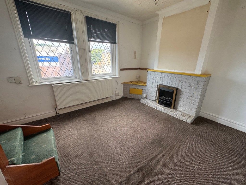 Property photo 2 of 6 Living Room