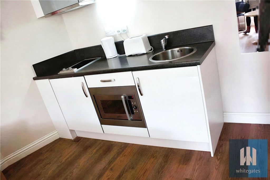 Property photo 2 of 6 Picture No. 09