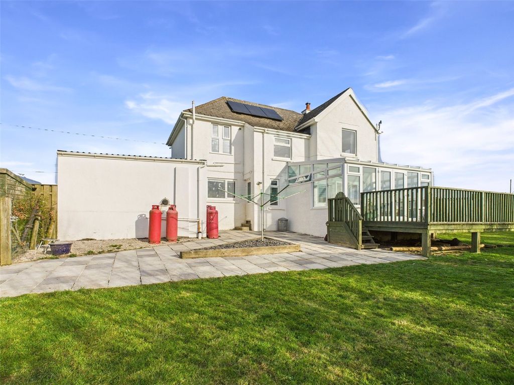 Property photo 3 of 21 Picture No. 06