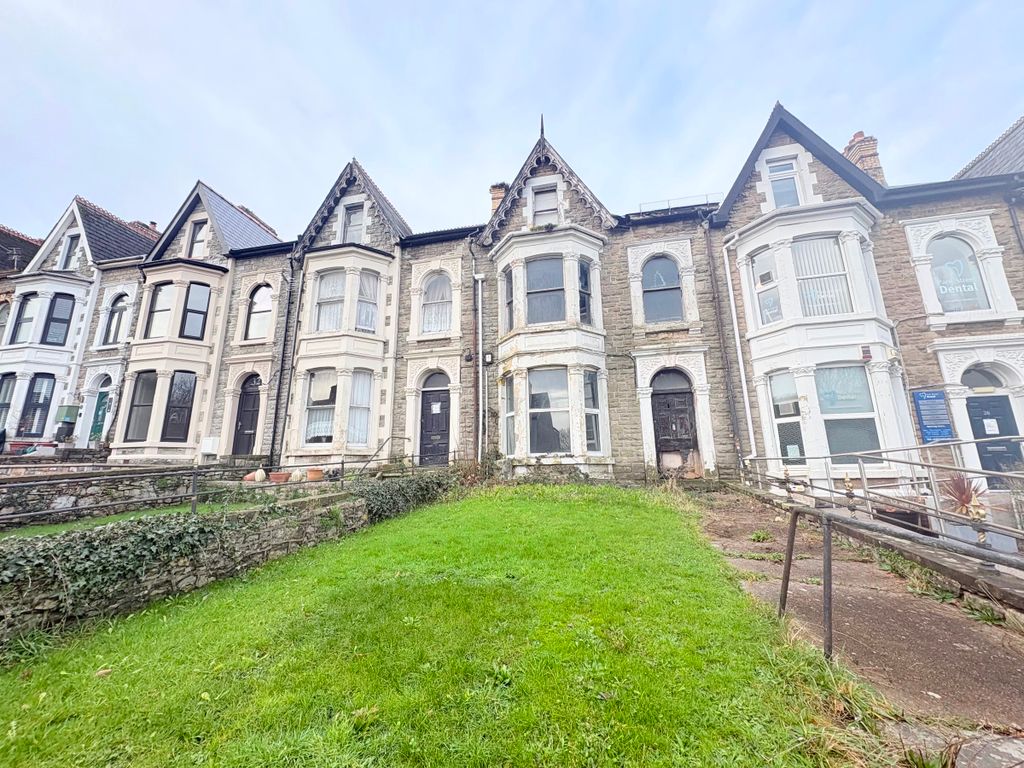 Property photo 3 of 11