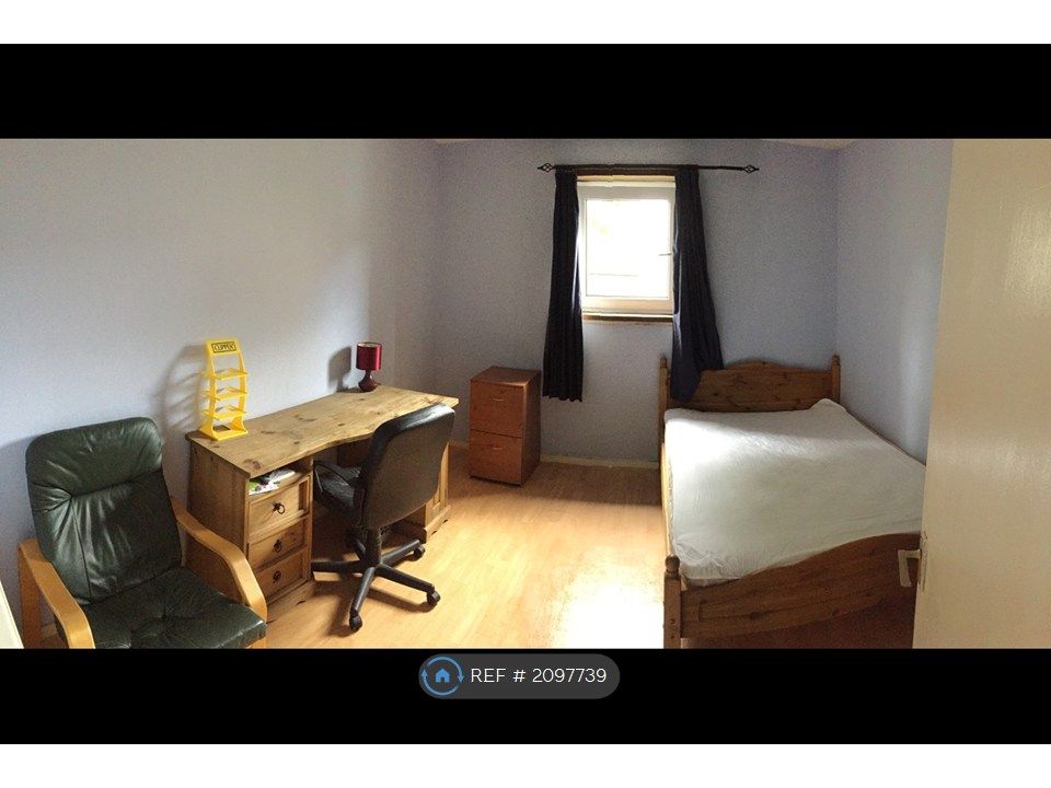 Property photo 1 of 4