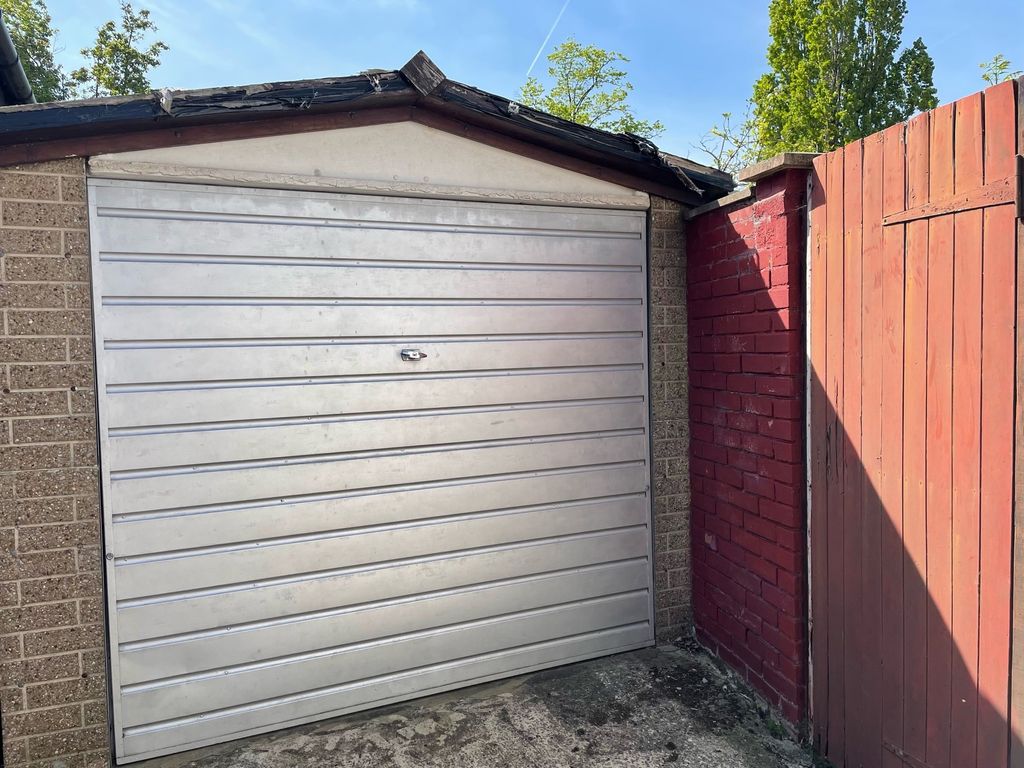 Property photo 3 of 3