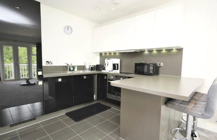 Property photo 2 of 8 Picture No. 04