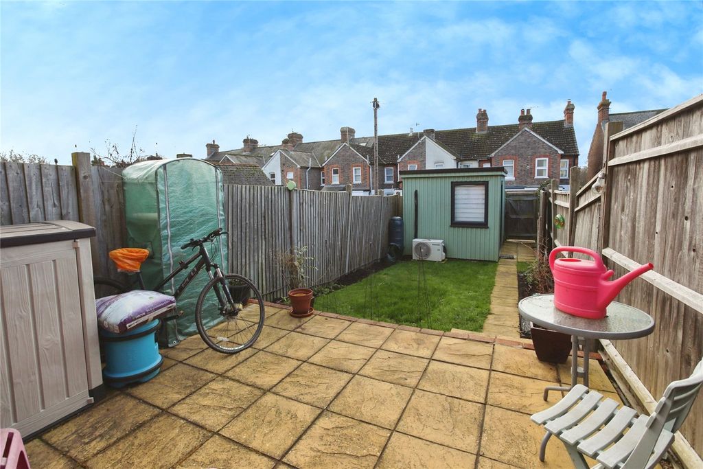 Property photo 3 of 20 Picture No. 17