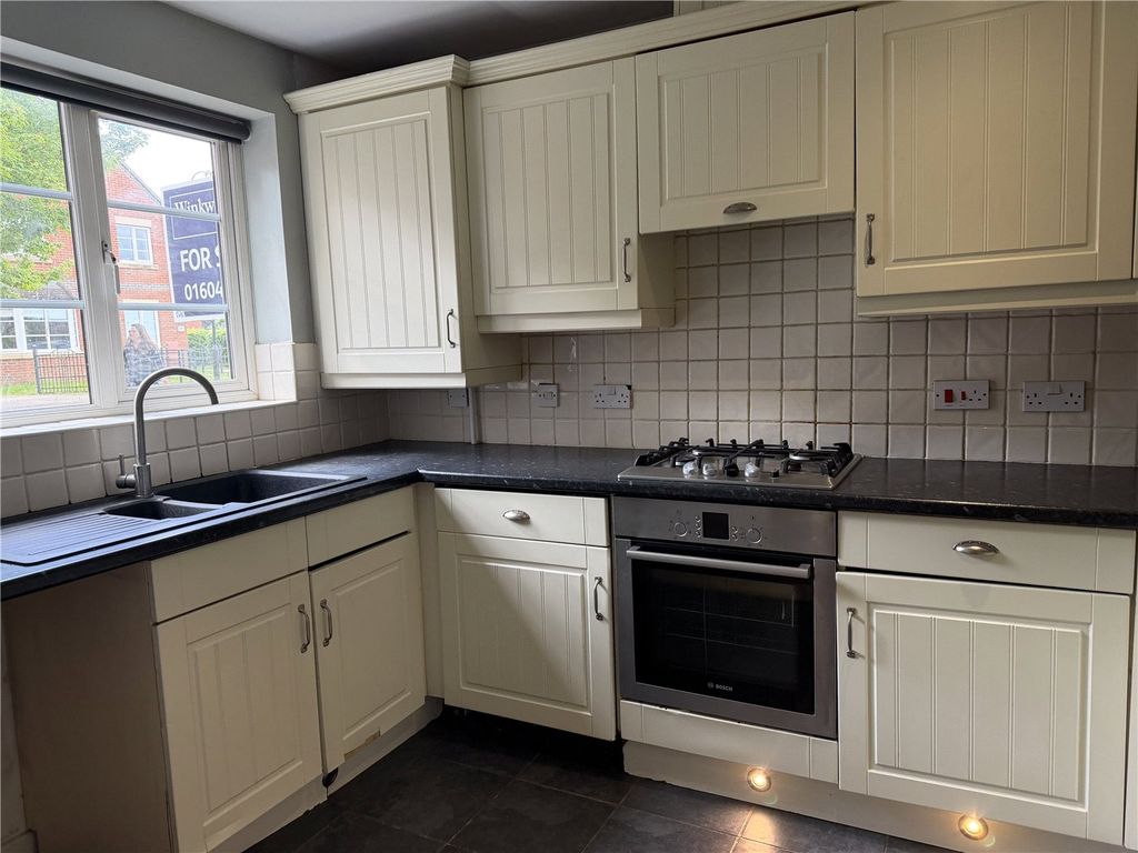 Property photo 2 of 10 Picture No. 03
