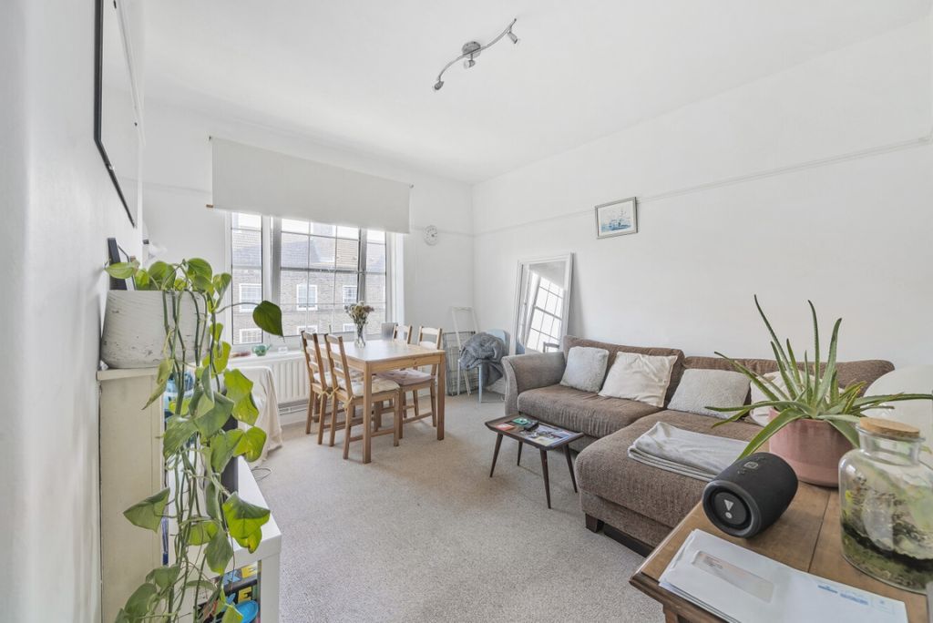 Property photo 2 of 12 1189147 (2)