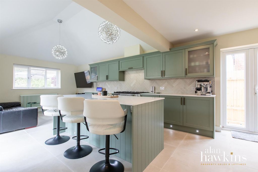 Property photo 3 of 23 Ah3590-17.Jpg