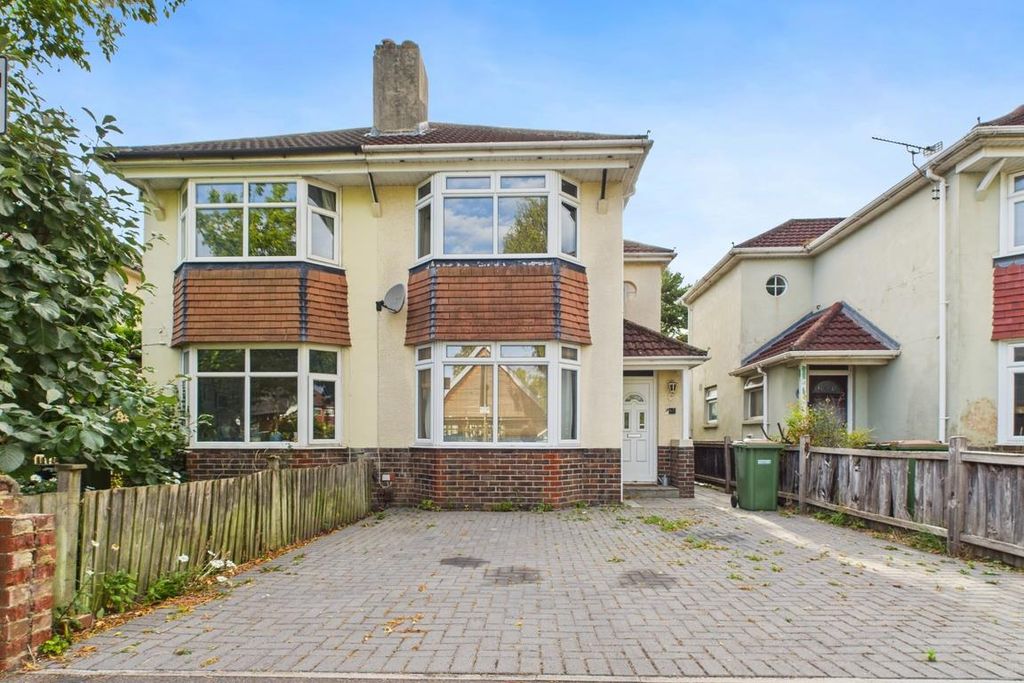 Property photo 1 of 16 Cam01894G0-Pr0203-Still001.Jpg