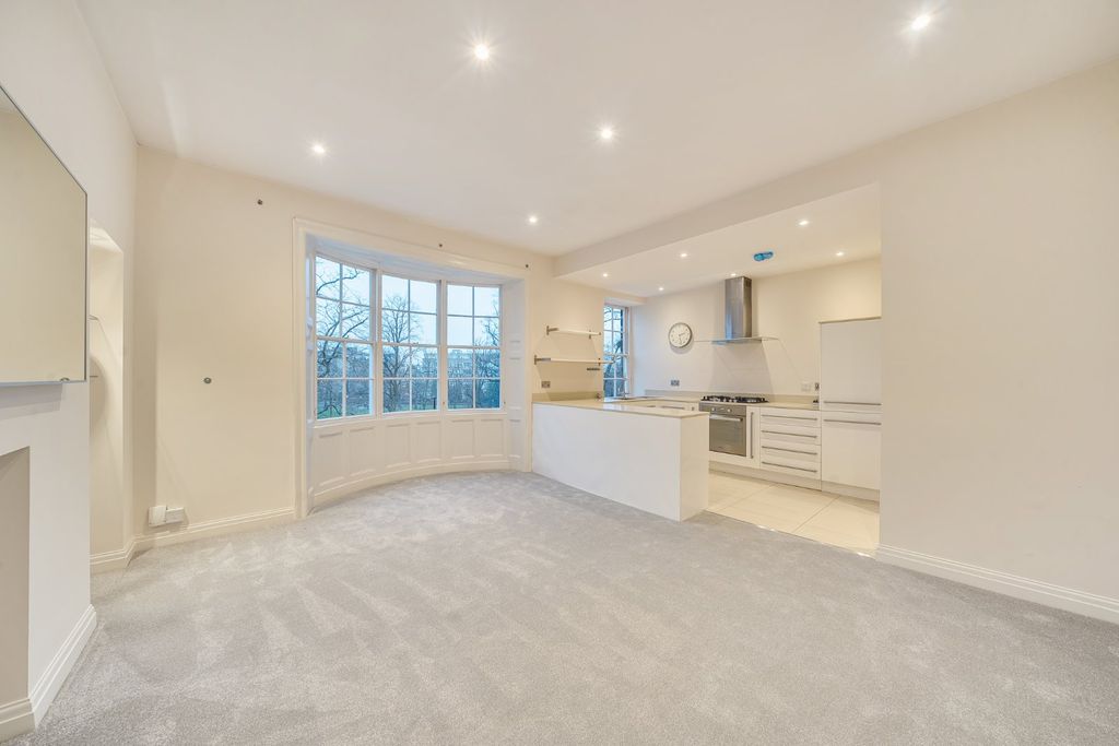 Property photo 3 of 16 Picture No. 03