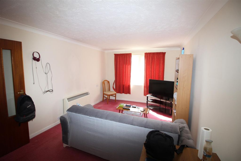 Property photo 2 of 9 Img_5556.Jpg