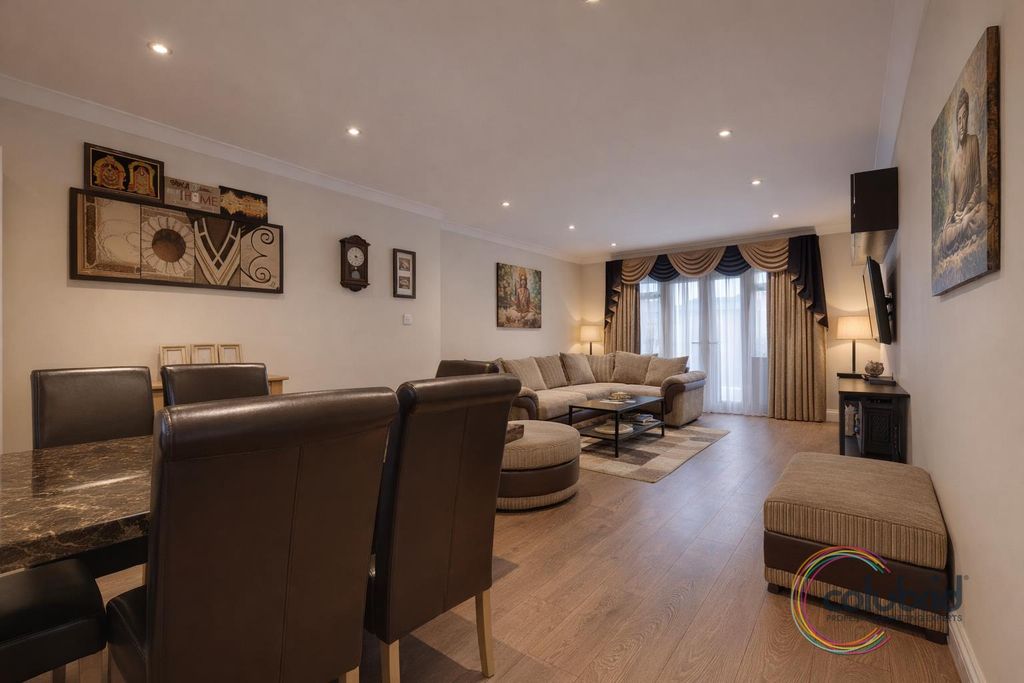 Property photo 2 of 20