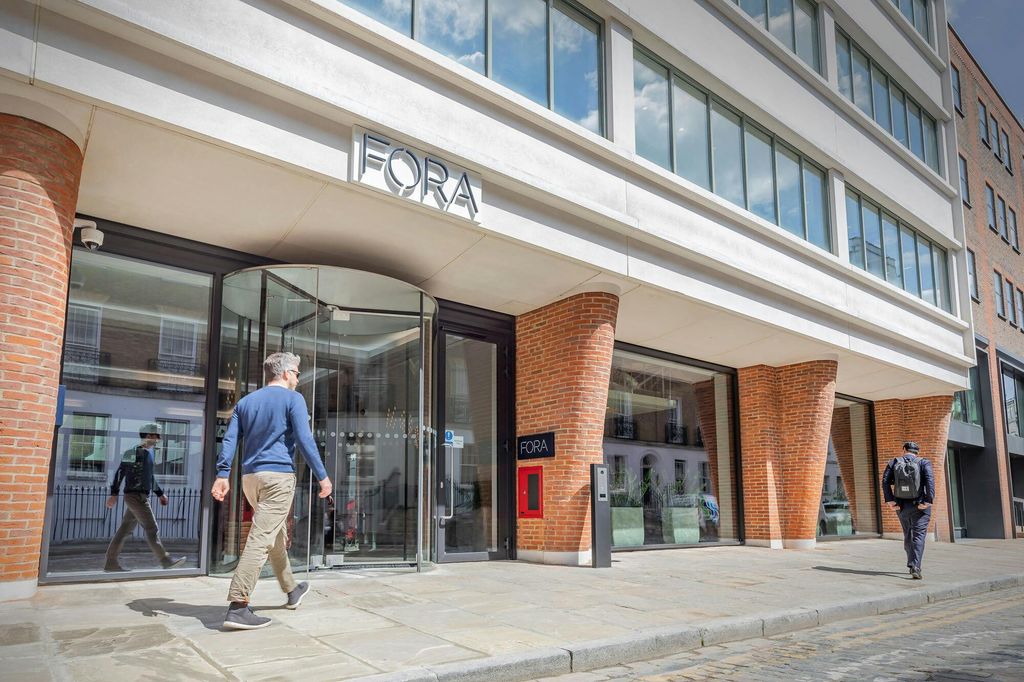 Property photo 1 of 6 Exterior.Jpg