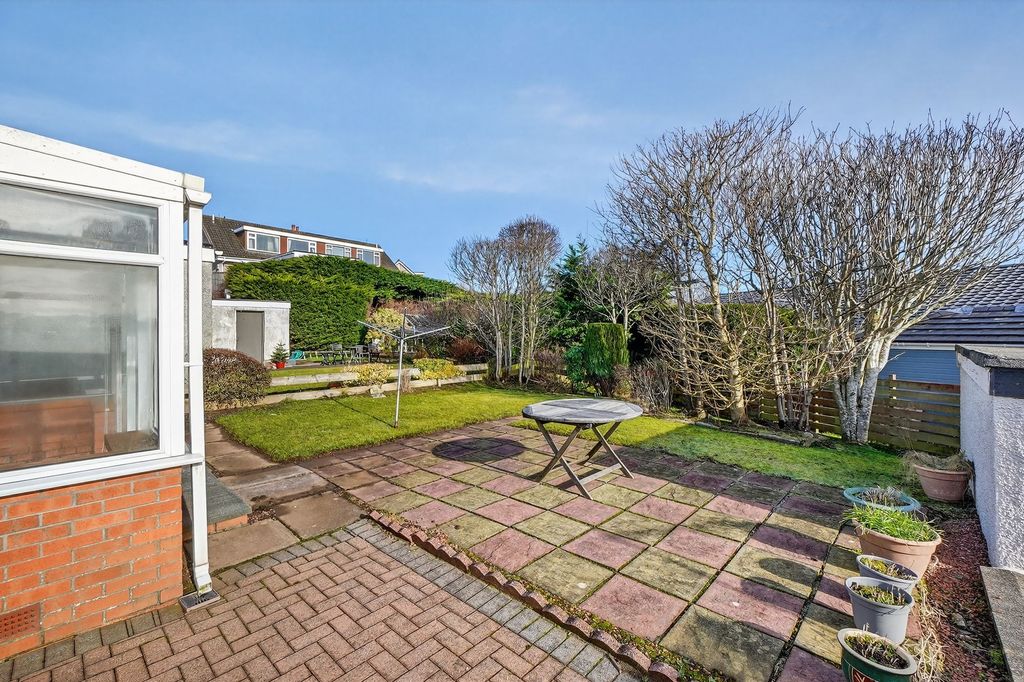 Property photo 2 of 22