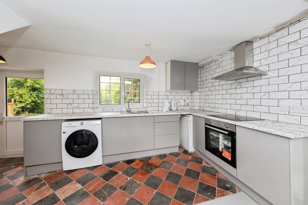 Property photo 3 of 17 Photo