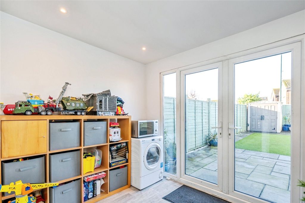 Property photo 3 of 14 Picture No. 07