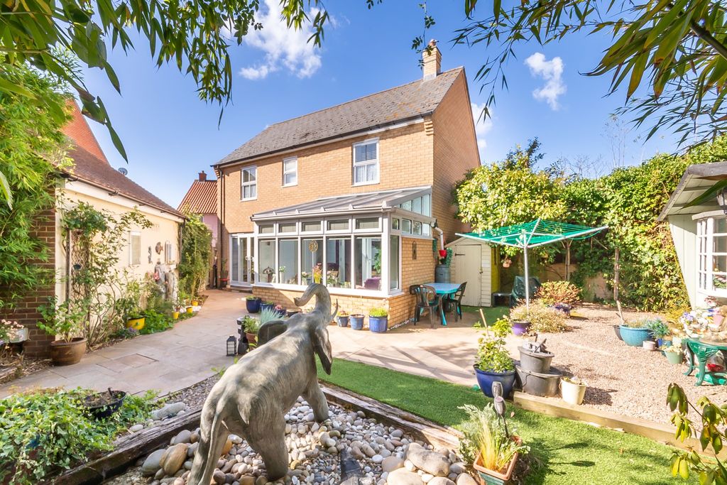 Property photo 1 of 16 Rear Garden