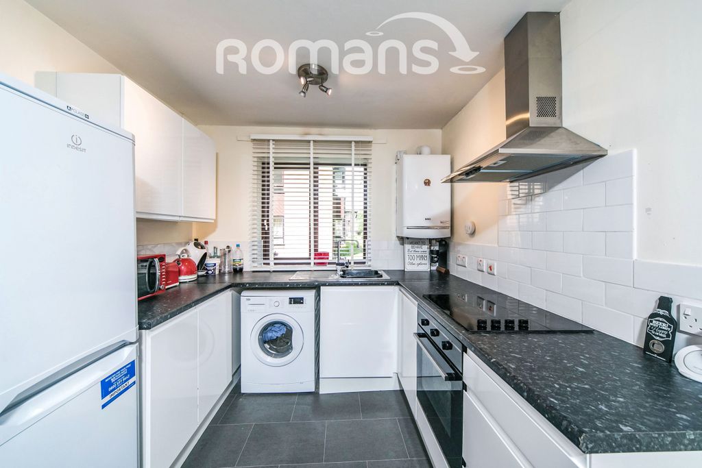 Property photo 2 of 10 3Ef57641-7663-4051-9