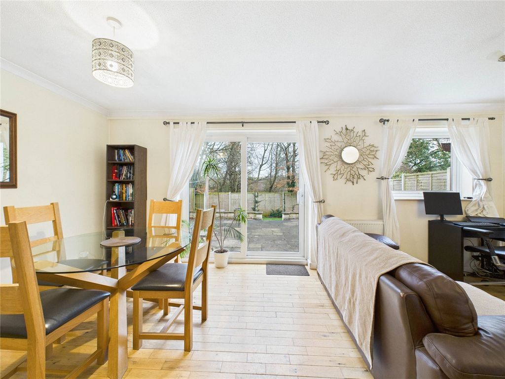 Property photo 1 of 21 Picture No. 33