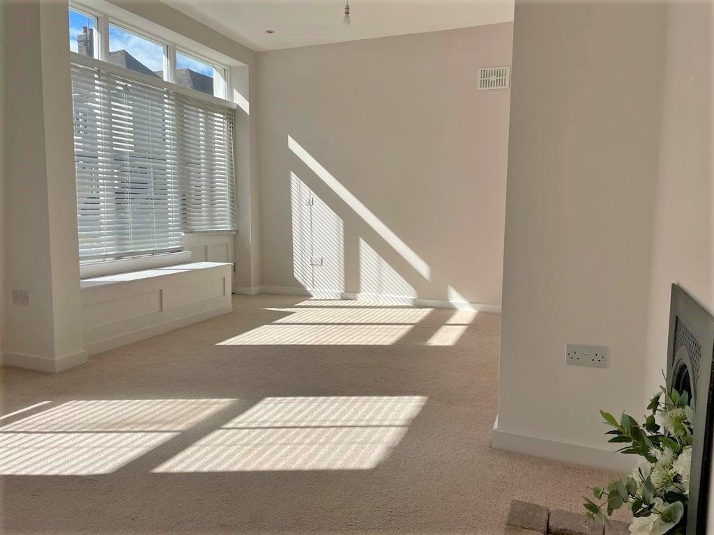 Property photo 3 of 19 Picture No. 04