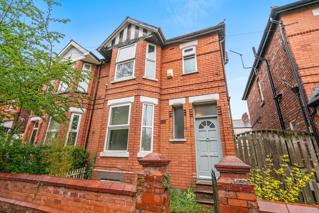 Property photo 1 of 27