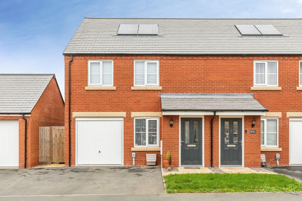 Property photo 1 of 20 Front View