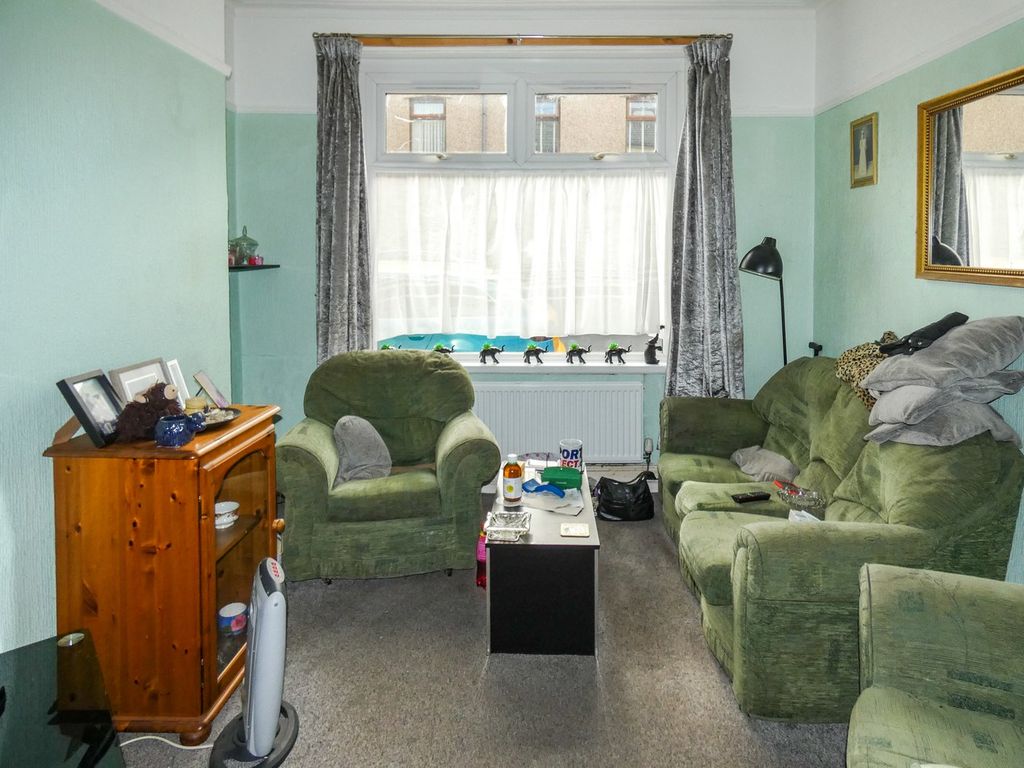 Property photo 2 of 6