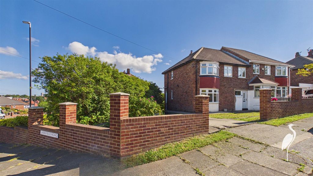 Property photo 1 of 28
