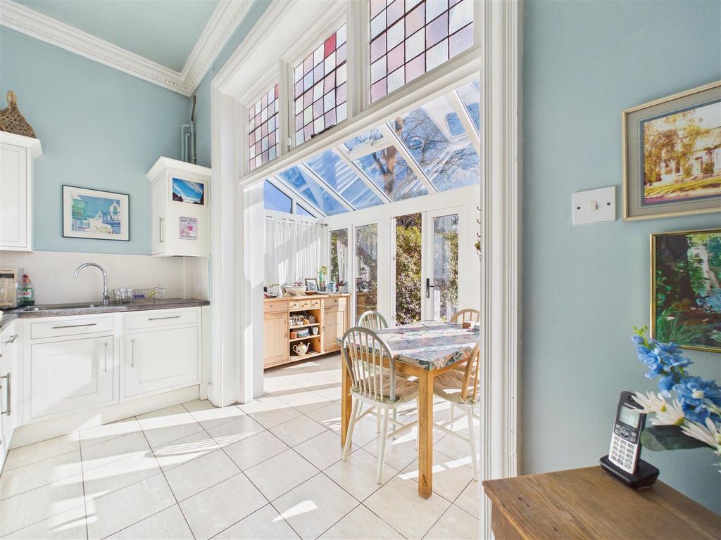 Additional image 5 of 2 bed flat for saleBeauchamp Road, East Molesey KT8